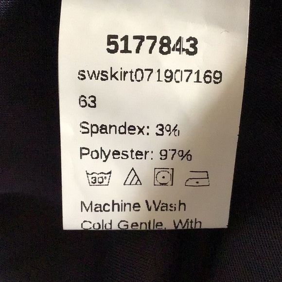 Mini skirt - Picture 8 of 8